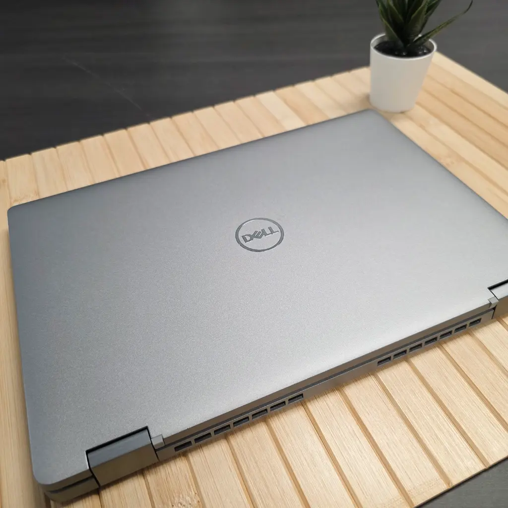 Dell-5330-2.webp